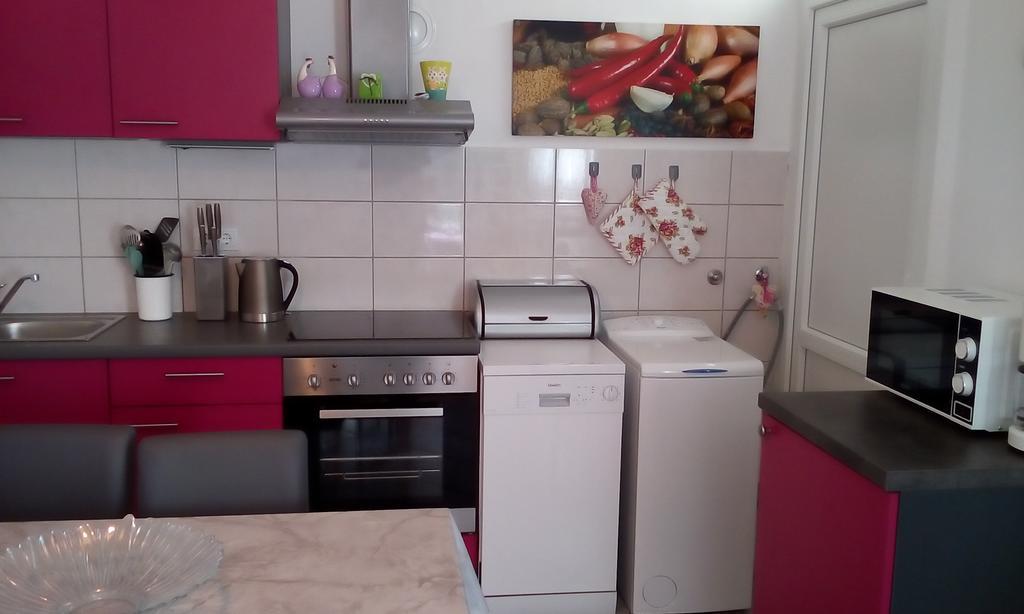 Apartment Masa Pirovac Ngoại thất bức ảnh